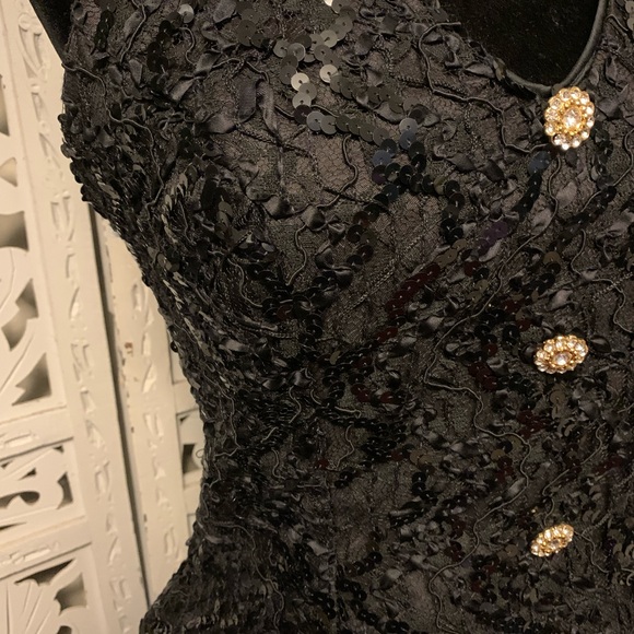 🎩2X HOST PICK🎩 VINTAGE SATIN BLACK SKIRT & ADORNED TOP FORMAL DRESS GOWN - Picture 5 of 11